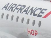 Air France HOP, Embraer 170-100LR in Hannover HAJ an einem Flugsteig