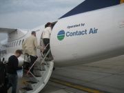 Contact Air, ATR42–500 auf einer Außenpositon in Brüssel, Belgien