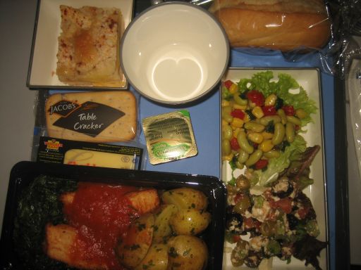 Delta Air Lines Airbus A 330–300 Economy Mittagessen