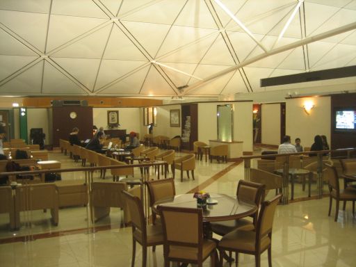 Emirates® Business Klasse Lounge in Hong Kong im Jahr 2010