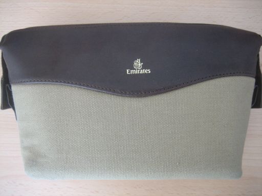 Emirates® Business Klasse, Boeing 777–300, Amenity Kit