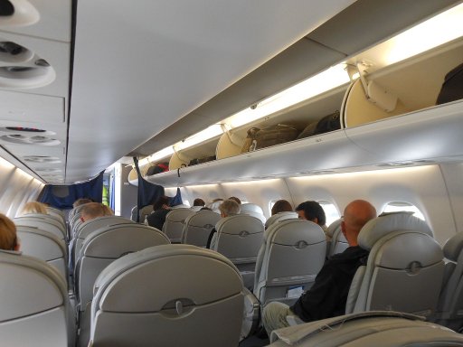 LOT Polish Airlines, Embraer 170 Economy Kabine
