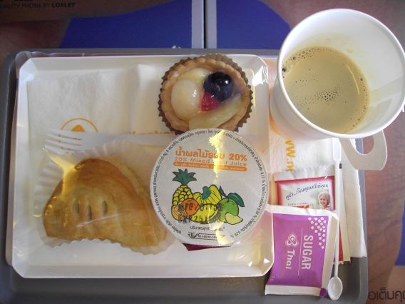 Nok Air, Snack und Kaffee