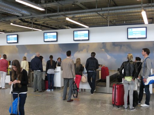transavia.com, Economy Check In Schalter Eindhoven EIN, Niederlande