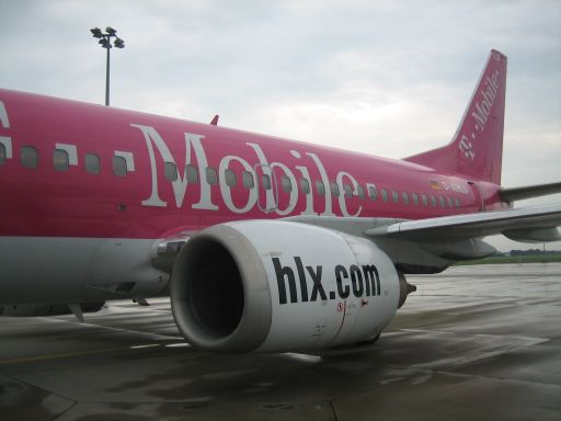 TUIfly, Boeing 737–500 auf einer Außenposition in Hannover