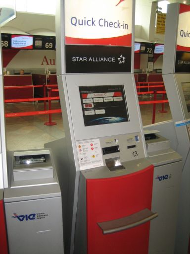 Austrian Airlines Check–in Automat auf dem Flughafen Wien