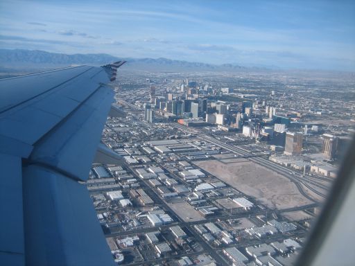 Virgin America, Airbus A320–200 Economy Sitzplatz 13F mit Blick auf Las Vegas