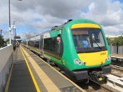 London Midland, Großbritannien, Zug im Bahnhof Cosford