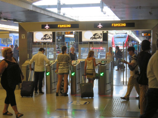 Trenitalia, Leonardo Express, Rom Termini - Flughafen Fiumicino, Zugangskontrolle Bahnhof Rom Termini
