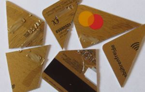 Advanzia Bank www.gebuhrenfrei.com MasterCard® Gold Kreditkarte, 2023 bis 2026 zerschnitten und entwertet