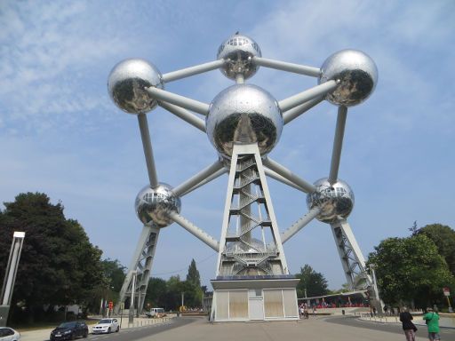 Brüssel, Belgien, Atomium, Ansicht vom Boulevard Du Centenaire und Place L.Steens