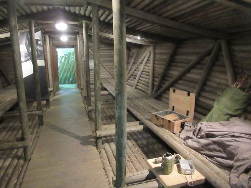 Hitler&rsquo;s Bunker 1940, Br&ucirc;ly-de-Pesche, Belgien, Nachbau Schutzst&auml;nde Widerstandsk&auml;mpfer