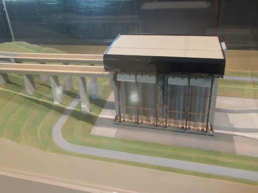 Schiffshebewerk Strépy-Thieu, Besichtigung Ausstellung, Belgien, Modell des Schiffshebewerkes