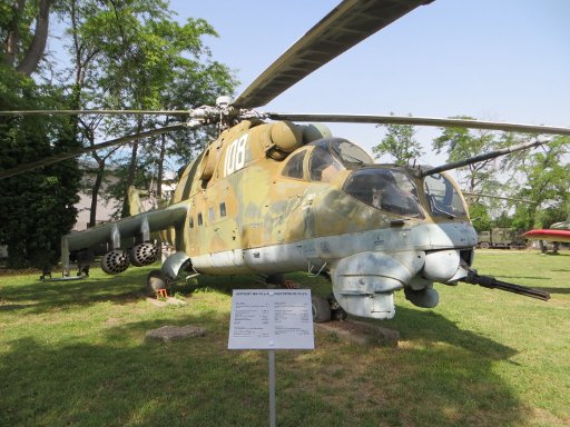 The National Museum of Military History, Sofia, Bulgarien, Kampfhubschrauber MI–24 d/b