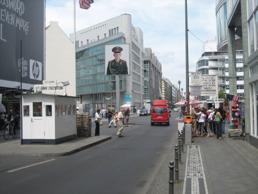 Berlin, Deutschland, Checkpoint Charlie Nachbildung der ersten Baracke 1961