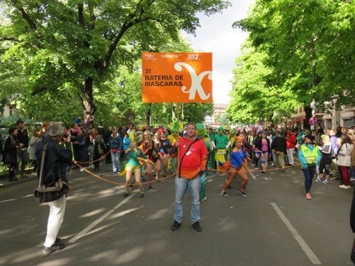 Berlin Deutschland, Karneval der Kulturen 2016, Bateria de Mascaras