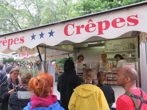 Berlin Deutschland, Karneval der Kulturen 2017, Crêpes Verkaufstand