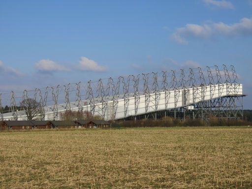 Snow Dome, Bispingen, Deutschland, Ansicht von der Zufahrtsstraße der Autobahn