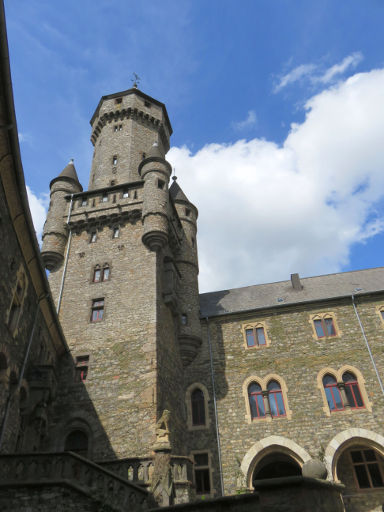 Braunfels Deutschland, Schloss Braunfels, Friedrichsturm im Norden