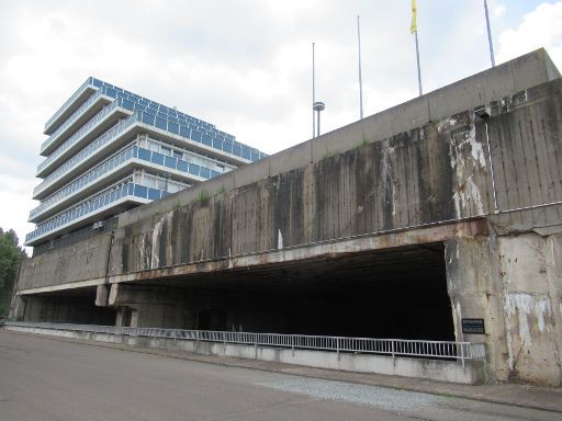 U-Boot Werft–Bunker Hornisse, Bremen, Deutschland, Bunker mit Bürogebäude Lexzau, Scharbau