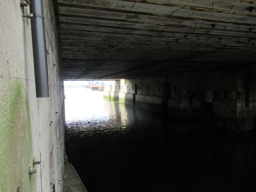 U-Boot Werft–Bunker Hornisse, Bremen, Deutschland, Trockendock