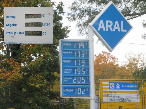 LPG, Autogas Tankstellen, Deutschland, ARAL Tankstelle, Hans-Böckler-Allee 22, 30173 Hannover im Oktober 2023