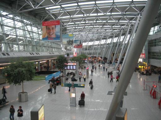 Düsseldorf, Deutschland, Flughafen DUS Airport, Terminal