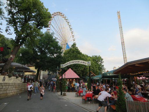 Erlangen, Deutschland, Bergkirchweih 2014, Fahrgeschäfte