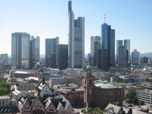 Frankfurt am Main, Deutschland, Blick vom Turm des Kaiserdoms auf die Skyline