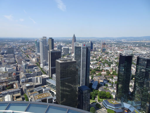 Main Tower Besucherplattform, Frankfurt am Main, Deutschland, Ausblick Richtung Messeturm, rechts Deutsche Bank Hochhaus