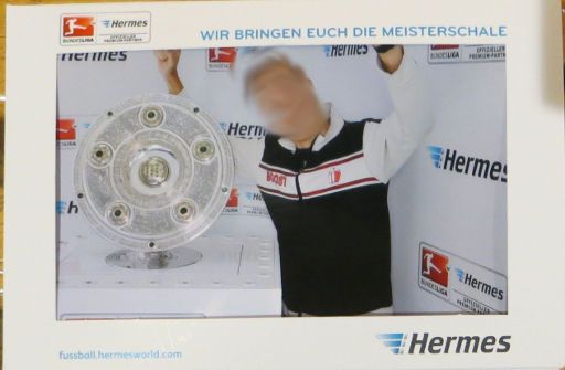 Frankfurt am Main Deutschland, Hermes Meisterschale Fußball Bundesliga 2015, Foto Ausdruck