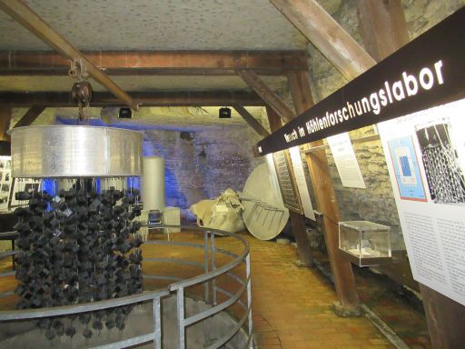 Atomkeller Museum, Haigerloch, Deutschland, Ausstellung im Höhlenforschungslabor mit Nachbau vom Reaktor