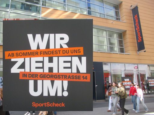 Einkaufen, Hannover, Deutschland, Sport Scheck Filiale, Gro&szlig;e Packhofstra&szlig;e, im April 2026