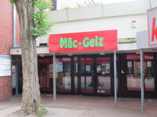 Einkaufen, Hannover, Deutschland, M&auml;c&ndash;Geiz Filiale im Roderbruchmarkt 10, 30627 Hannover im Juni 2026 noch nicht geschlossen