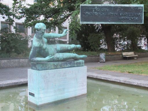 Georgstraße, Hannover, Deutschland, Statue gestiftet von der Niedersächsischen Landesbank Hannover