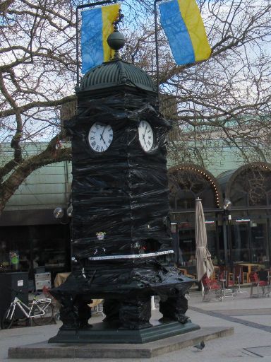 Georgstraße, Hannover, Deutschland, Uhr am Kröpke im April 2022