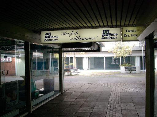 Ihme-Zentrum, Hannover, Deutschland, Passage mit Herzlich Willkommen im Oktober 2004