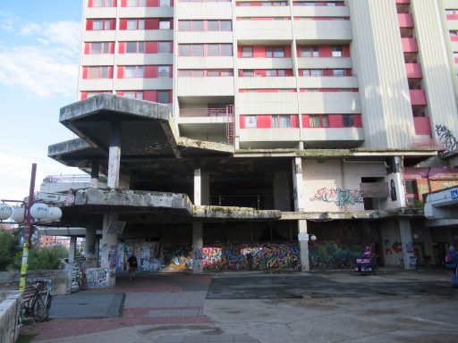 Ihme-Zentrum Mai 2025, Hannover, Deutschland, Wohnungen bei der Ida-Arenhold-Br&uuml;cke