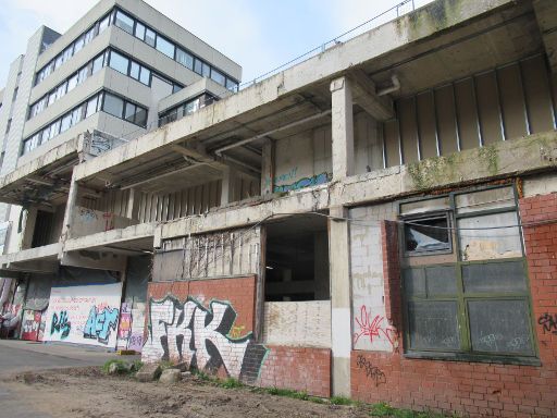 Ihme-Zentrum Revitalisierung, Hannover, Deutschland, Außenfassade an der Blumenauer Straße