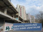 Ihme-Zentrum Revitalisierung, Hannover, Deutschland, Außenfassade an der Blumenauer Straße