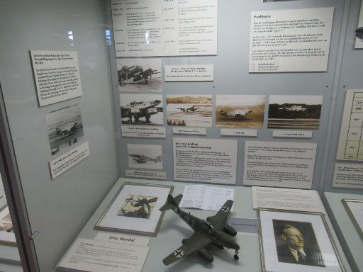 Luftfahrt Museum Hannover-Laatzen, Hannover, Deutschland, Messerschmitt Me 262-V3 Geschichte und Modell