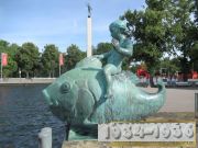 Maschsee, Hannover, Deutschland, Statue Putte auf dem Fisch, Herrmann Scheuernstuhl, 1936