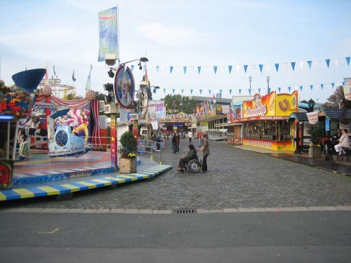 Hannover, Deutschland, Oktoberfest 2010, leerer Festplatz