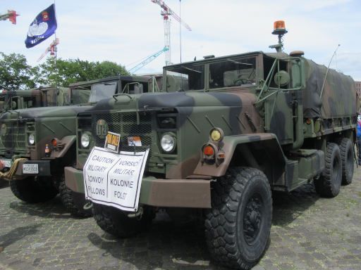 STREET Mag Show 2026, Hannover, Deutschland, historische US Army LKW 17 Tonnen