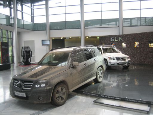 Mercedes–Benz PKW Werk Bremen, Kundencenter Fahrzeugausstellung