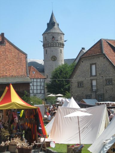 Ritterspiele Schloss Oelber, Baddeckenstedt, Deutschland, mittelalterlicher Schlossmarkt