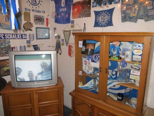 VELTINS Arena Fußball Stadion, Gelsenkirchen, Deutschland, Schalke Museum mit Fan Wohnzimmer Nachbildung