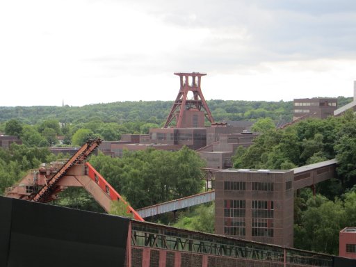 Zollverein®, Essen, Deutschland, Blick von der Mischstation der Kokerei Richtung Förderturm