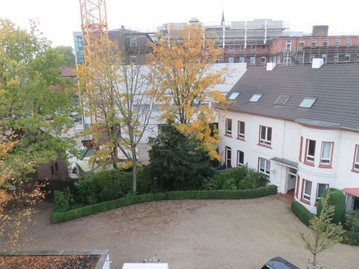 Ardey Hotel, Witten, Deutschland, Ausblick aus dem Zimmer 321 auf das Nachbargrundstück