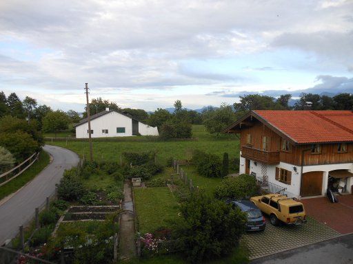 Beinhof, Prien am Chiemsee, Urschalling, Deutschland, Blick vom Balkon Richtung Chiemsee